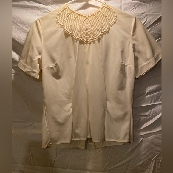 Cream vintage blouse - Picture 1 of 8